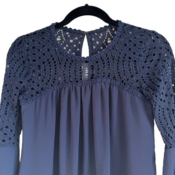 Lilly Pulitzer Amenna Lace Flounce Sleeve Blouse, True Navy, Size 00 - Picture 3 of 9